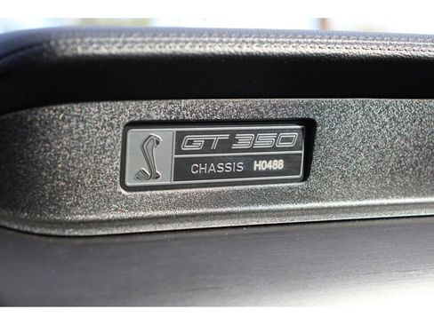 Used 2017 Ford Mustang Shelby GT350 image 12