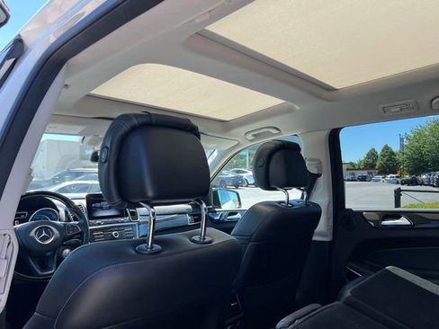 Used 2018 Mercedes-Benz GLS 550 4MATIC image 10