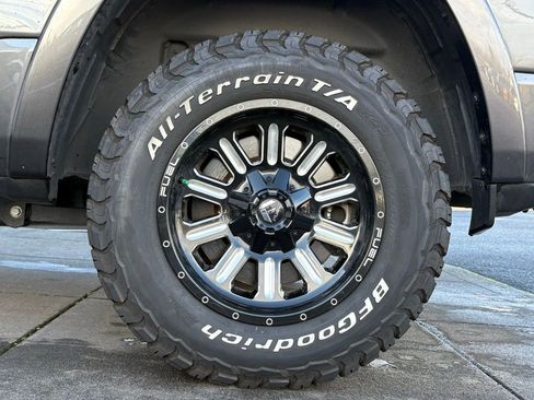 Used 2021 RAM 1500 Limited image 8