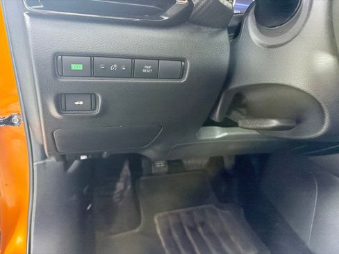 Used 2023 Nissan Sentra SR w/ Trunk Package FWD image 12