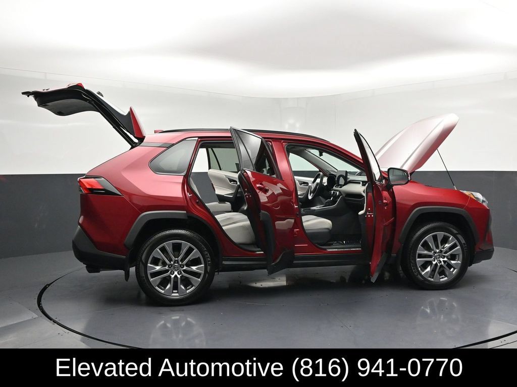 Used 2023 Toyota RAV4 XLE Premium AWD/4WD image 36