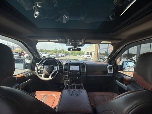 Used 2018 Ford F150 King Ranch w/ Equipment Group 601A Luxury AWD/4WD image 17