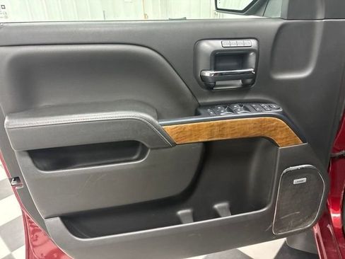 Used 2018 Chevrolet Silverado 1500 LTZ w/ Sport Package AWD/4WD image 10