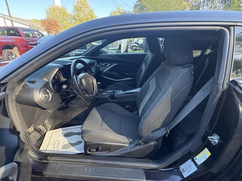 Used 2019 Chevrolet Camaro LT image 16