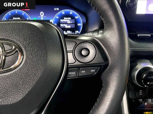 Used 2024 Toyota RAV4 Limited image 23