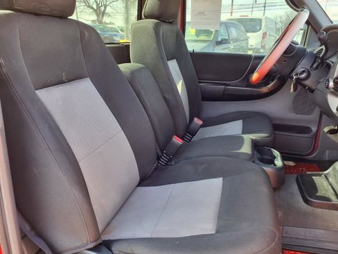 Used 2010 Ford Ranger XLT image 5