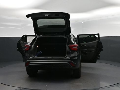 New 2026 Chevrolet Trax RS w/ Sunroof Package FWD image 47