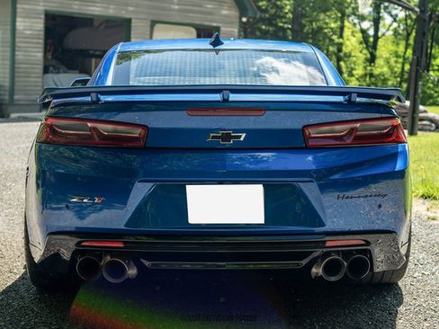 Used 2017 Chevrolet Camaro ZL1 w/ LPO, ZL1 Protection Package RWD image 7