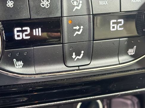 Used 2023 Buick Encore GX Select AWD/4WD image 20