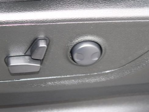 Used 2023 RAM 1500 Big Horn RWD image 38