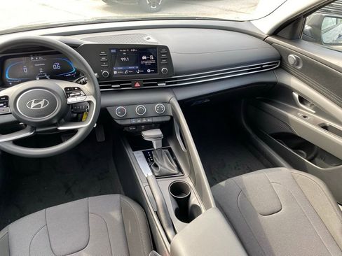 New 2026 Hyundai Elantra SE FWD image 27