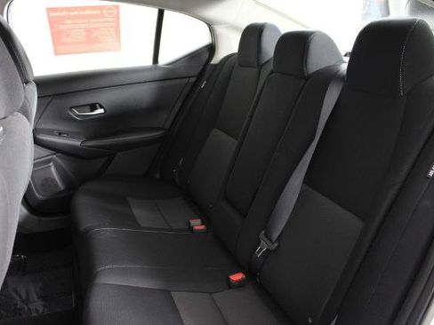 Certified 2022 Nissan Sentra SV FWD image 21