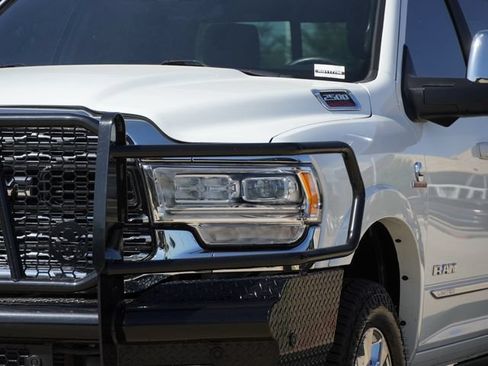 Used 2024 RAM 2500 Limited AWD/4WD image 4
