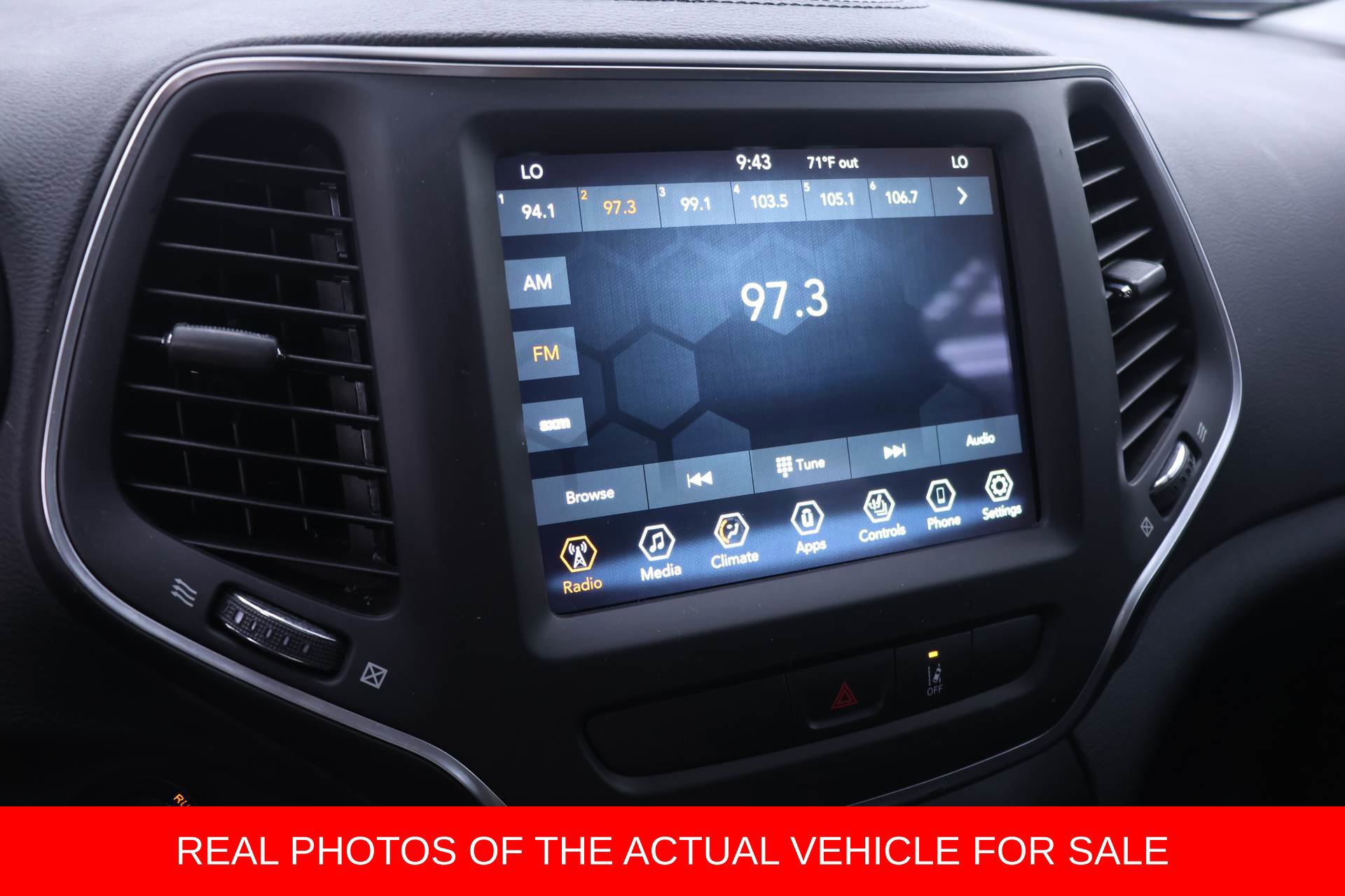 Used 2022 Jeep Cherokee Latitude Lux FWD image 8