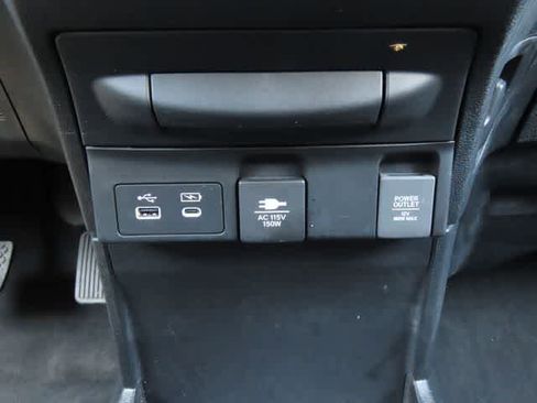 Used 2025 Honda Odyssey Elite image 25