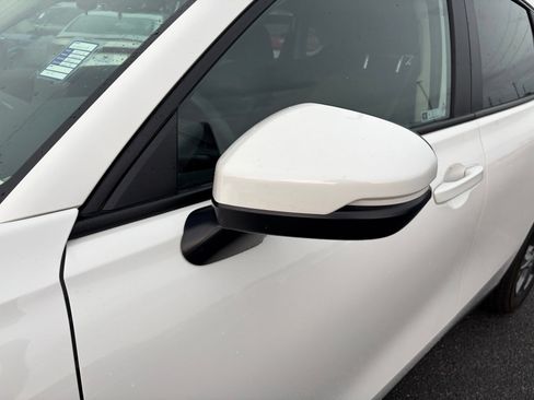Used 2026 Honda HR-V LX image 13