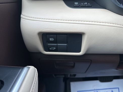 Certified 2020 Toyota Highlander XLE image 15