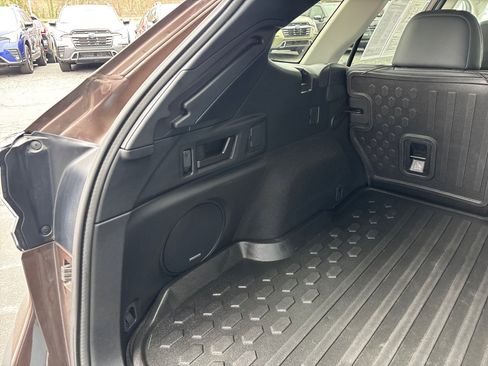 Certified 2022 Subaru Outback Limited image 46