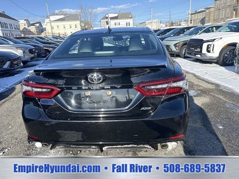 Used 2024 Toyota Camry XSE FWD image 4