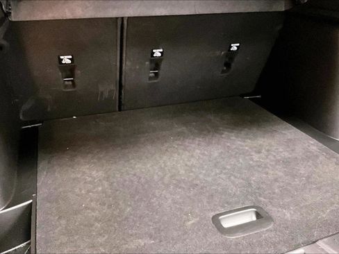 Used 2024 Chevrolet Trax LT w/ Driver Confidence Package image 33