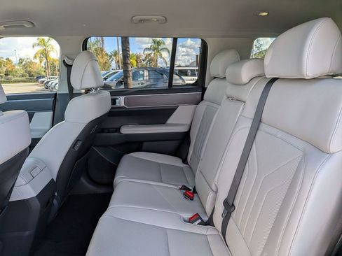 Used 2025 Hyundai Santa Fe SEL image 28