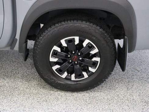 Used 2024 Nissan Frontier Pro-X RWD image 10