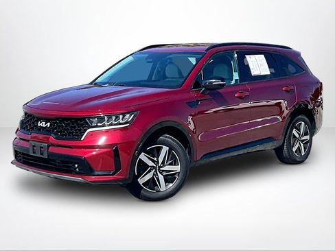 Used 2023 Kia Sorento S FWD image 2