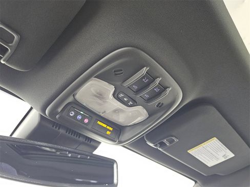 Used 2023 GMC Canyon AT4X w/ Edition 1 image 33