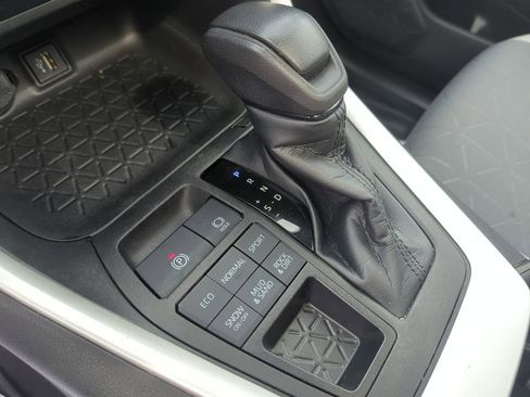 Used 2023 Toyota RAV4 XLE w/ Convenience Package image 20