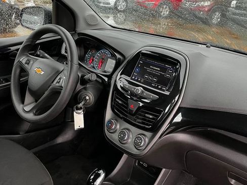 Used 2020 Chevrolet Spark LT FWD image 21