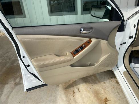 Used 2009 Nissan Altima 2.5 SL w/ SL Pkg image 12