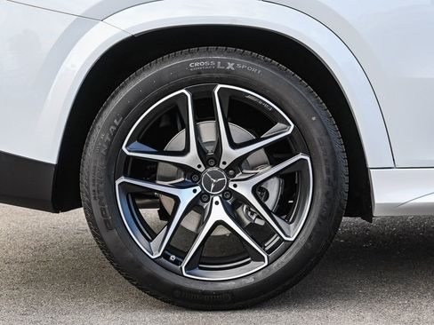 New 2026 Mercedes-Benz GLE 53 AMG 4MATIC Coupe image 9