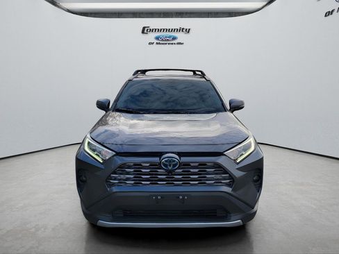 Used 2020 Toyota RAV4 Limited image 2