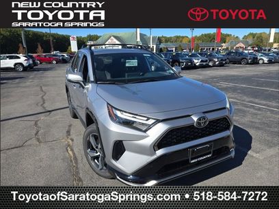 New 2025 Toyota RAV4 SE