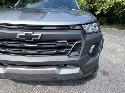 Used 2026 Chevrolet Colorado Trail Boss AWD/4WD image 14