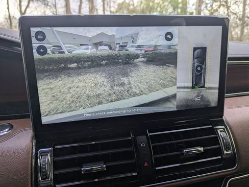 Used 2024 Lincoln Navigator Reserve image 17