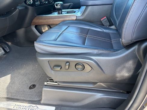 Used 2022 Chevrolet Silverado 1500 High Country w/ High Country Premium Package image 26