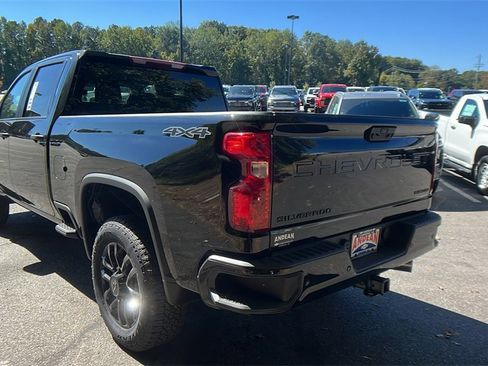 New 2025 Chevrolet Silverado 2500 Custom w/ Custom Value Package image 7