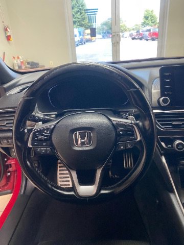 Used 2021 Honda Accord Sport image 18