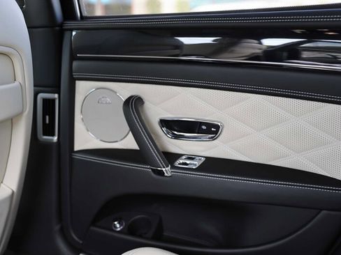 Used 2014 Bentley Flying Spur W12 AWD/4WD image 44