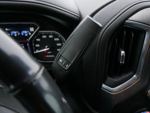 Used 2021 GMC Sierra 1500 Denali w/ Denali Ultimate Package image 32