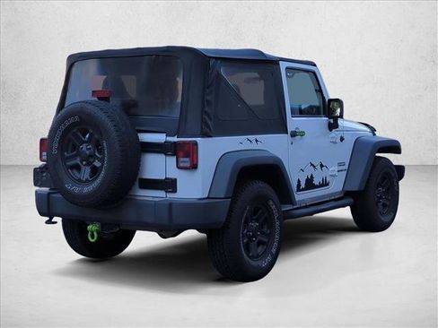 Used 2015 Jeep Wrangler Sport w/ Connectivity Group AWD/4WD image 5