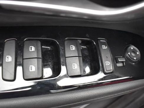 Used 2024 Hyundai Tucson Limited image 22