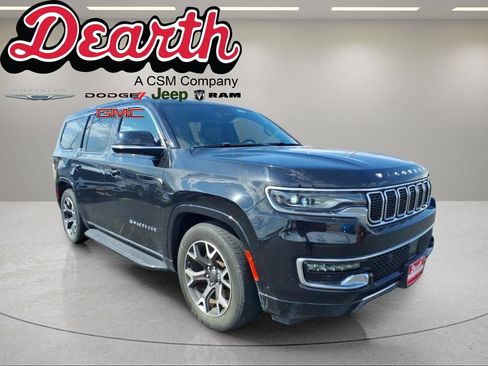 Used 2024 Jeep Wagoneer Series III AWD/4WD image 1