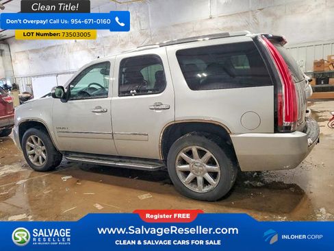Used 2010 GMC Yukon Denali image 3
