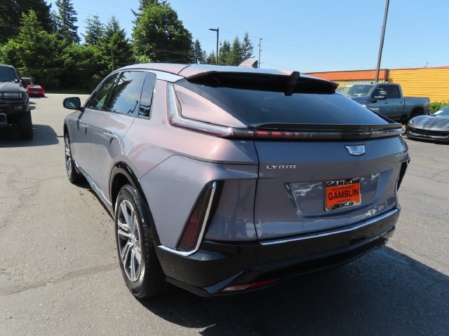 Certified 2024 Cadillac Lyriq Luxury AWD/4WD image 5
