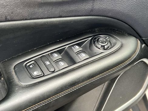 Used 2017 Jeep Compass Latitude w/ Popular Equipment Group AWD/4WD image 13