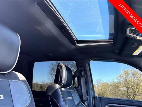 Used 2023 RAM 3500 Laramie AWD/4WD image 18