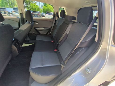 Used 2023 Nissan Rogue SV AWD/4WD image 29