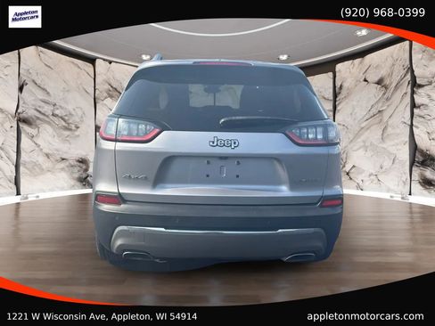 Used 2019 Jeep Cherokee Limited w/ Technology Group AWD/4WD image 6